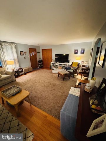 4705 SAINT GEORGE, Reading, PA 19606