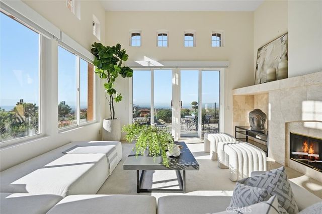 21 Splendore Dr, Newport Coast, CA 92657
