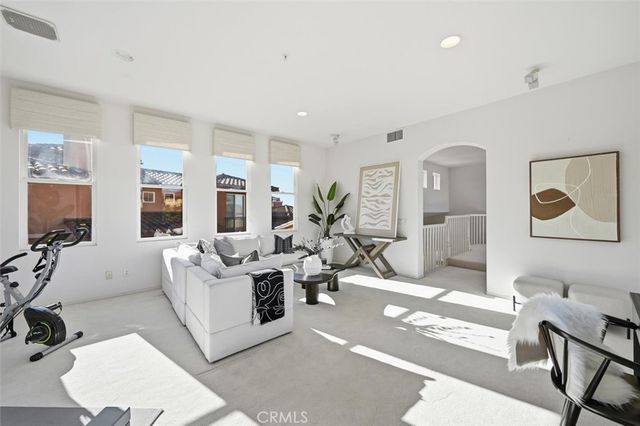 21 Splendore Dr, Newport Coast, CA 92657