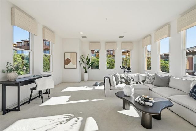 21 Splendore Dr, Newport Coast, CA 92657