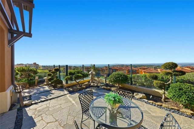 21 Splendore Dr, Newport Coast, CA 92657