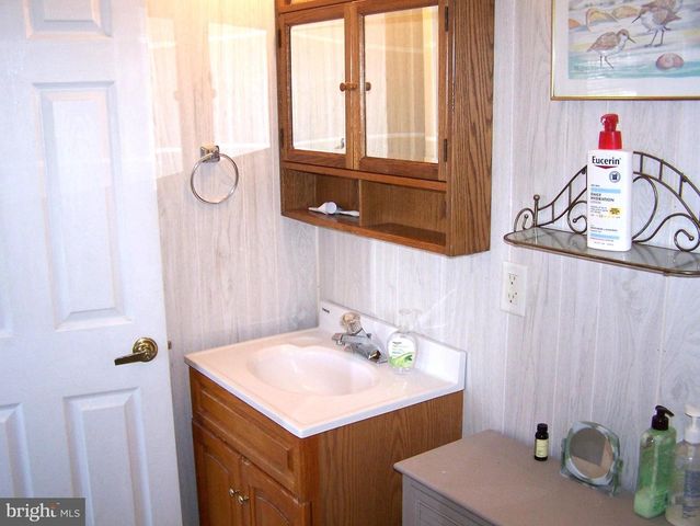 13305 NANTUCKET RD, Ocean City, MD 21842