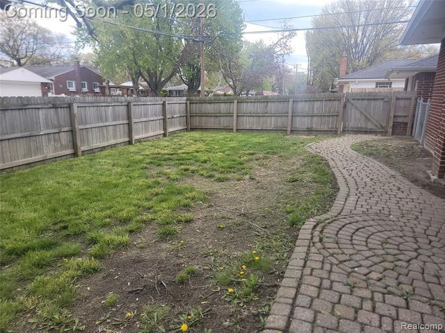 24620 Wood Street, Saint Clair Shores, MI 48080