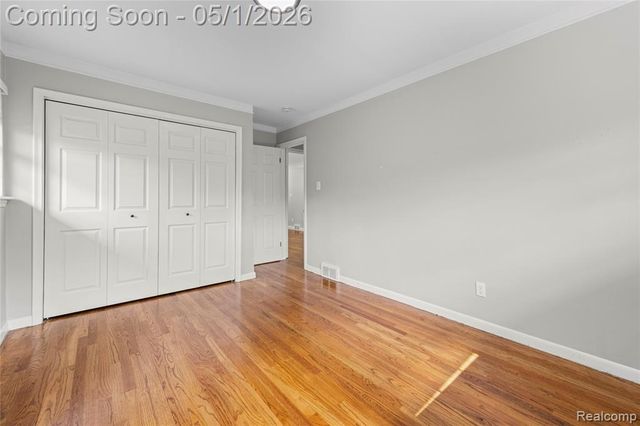 24620 Wood Street, Saint Clair Shores, MI 48080
