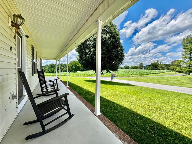 17 Northridge Drive, Somerset, KY 42503