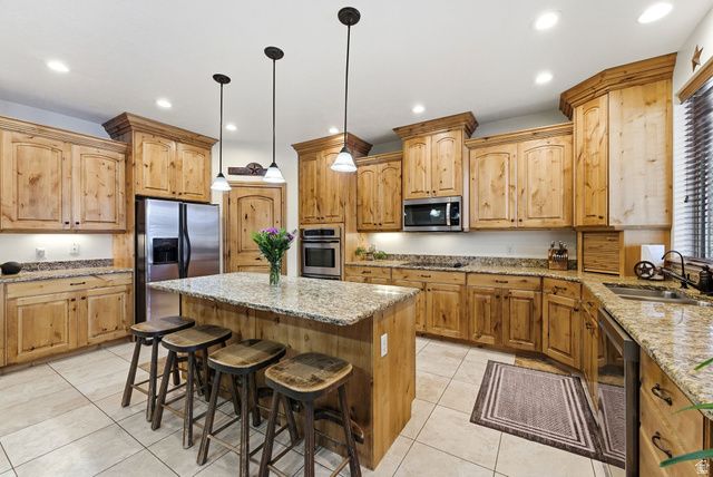 15056 S PASTORAL WAY, Bluffdale, UT 84065