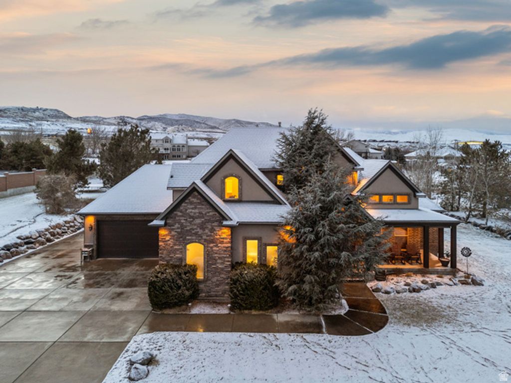 15056 S PASTORAL WAY, Bluffdale, UT 84065