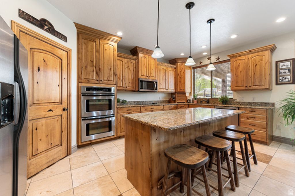Image 12 of property listing at 15056 S PASTORAL WAY, Bluffdale, UT 84065