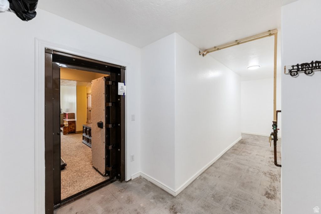 Image 40 of property listing at 15056 S PASTORAL WAY, Bluffdale, UT 84065