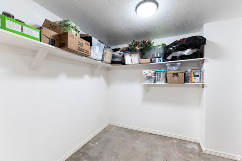 Image 41 of property listing at 15056 S PASTORAL WAY, Bluffdale, UT 84065