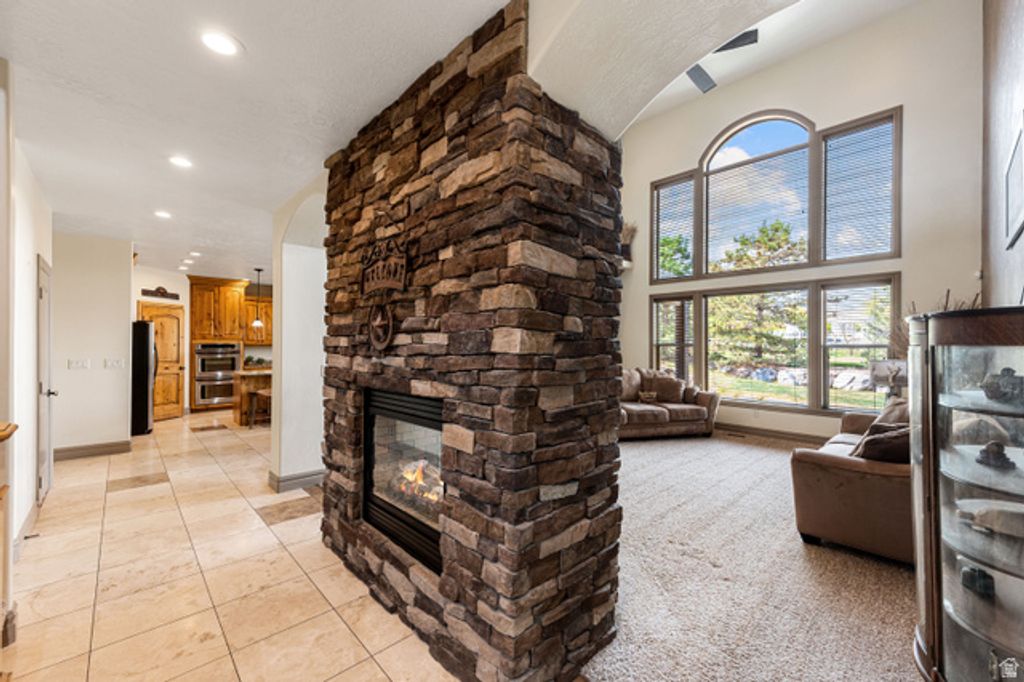 Image 6 of property listing at 15056 S PASTORAL WAY, Bluffdale, UT 84065