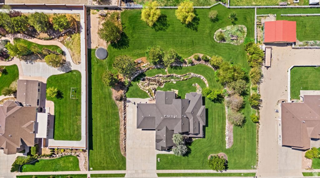 Image 65 of property listing at 15056 S PASTORAL WAY, Bluffdale, UT 84065