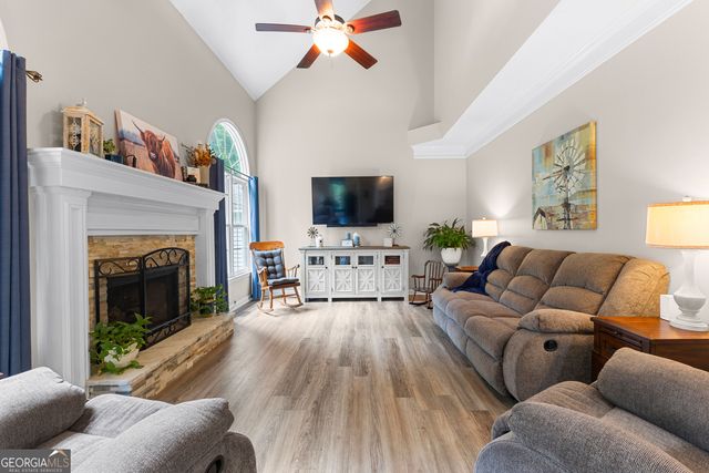 50 Barrington Grange Court, Sharpsburg, GA 30277