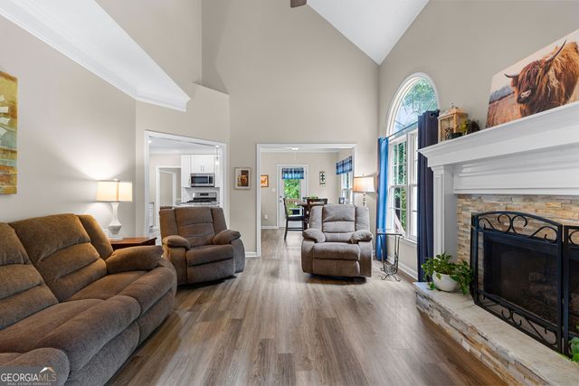 50 Barrington Grange Court, Sharpsburg, GA 30277