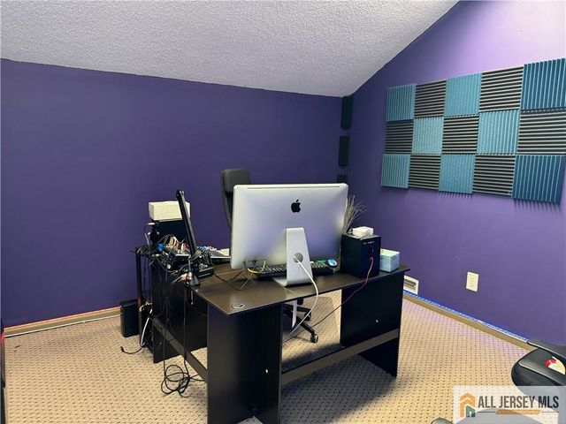 52 Brunswick Woods Drive, East Brunswick, NJ 08816