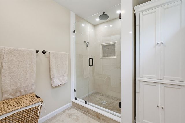 27 Heritage Avenue, Ashland, MA 01721