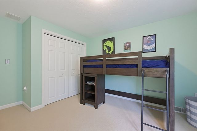 27 Heritage Avenue, Ashland, MA 01721