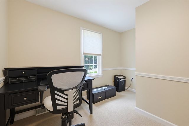 27 Heritage Avenue, Ashland, MA 01721