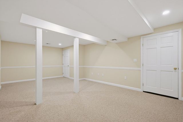 27 Heritage Avenue, Ashland, MA 01721