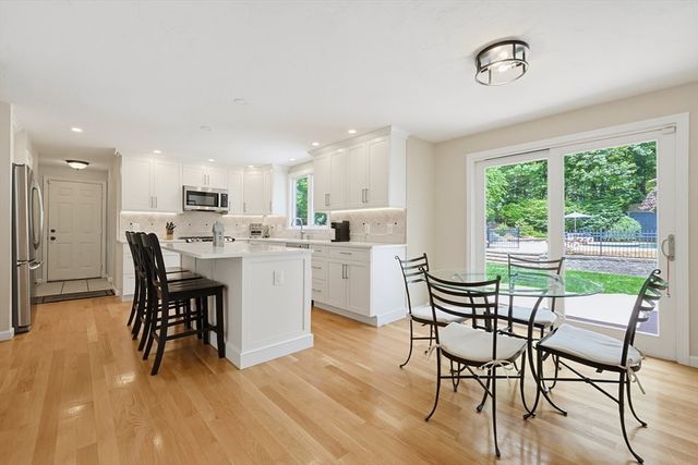 27 Heritage Avenue, Ashland, MA 01721