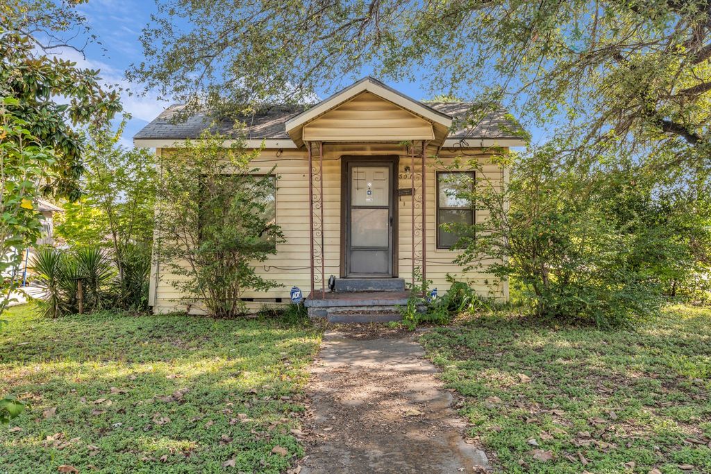 501 Hatton Street, Waco, TX 76704