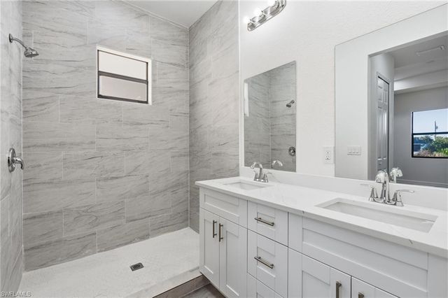 2511 12th ST SW, Lehigh Acres, FL 33976