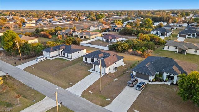 2511 12th ST SW, Lehigh Acres, FL 33976