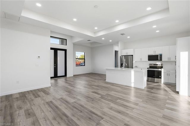 2511 12th ST SW, Lehigh Acres, FL 33976