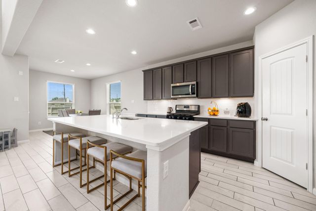 60 Indian Wells Drive, Manvel, TX 77578