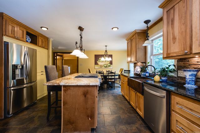 5 Woodsong Drive, Roland, AR 72135