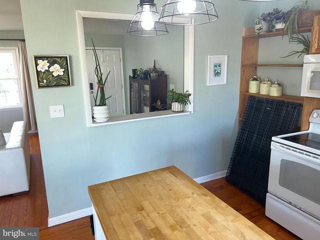 3 W 1ST ST, Selbyville, DE 19975