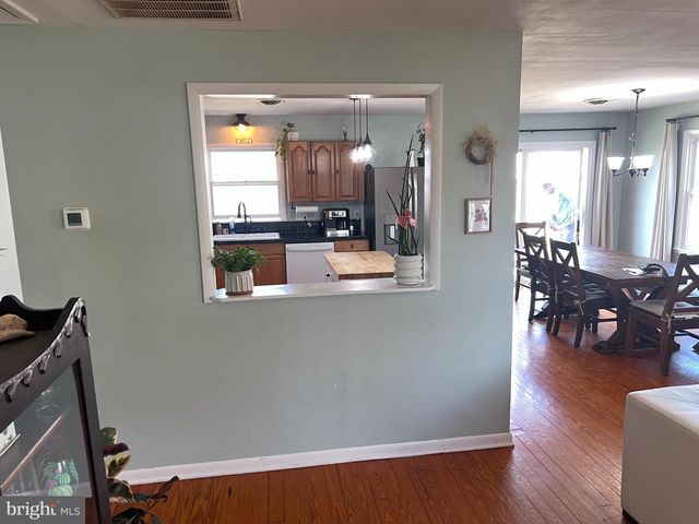 3 W 1ST ST, Selbyville, DE 19975