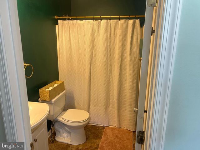 3 W 1ST ST, Selbyville, DE 19975