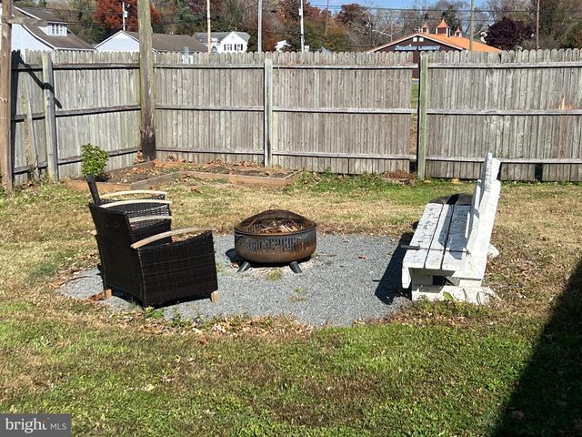 3 W 1ST ST, Selbyville, DE 19975