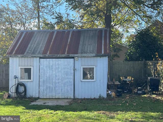 3 W 1ST ST, Selbyville, DE 19975