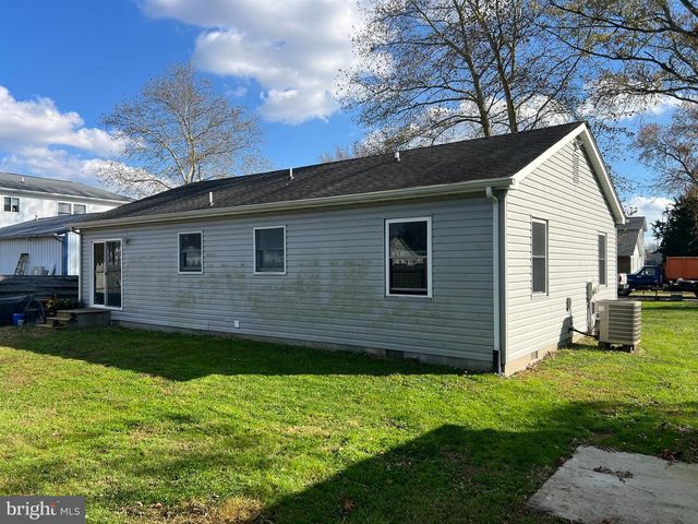 3 W 1ST ST, Selbyville, DE 19975