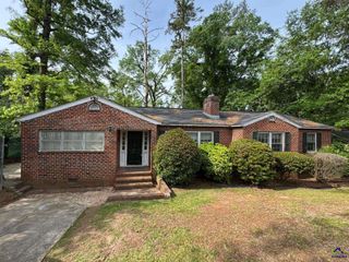 2410 Kingsley Drive, Macon, GA 31204