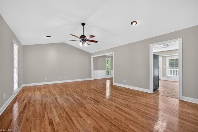 221 Leighmar Street, Clemmons, NC 27012