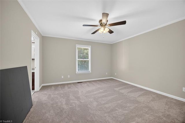 221 Leighmar Street, Clemmons, NC 27012