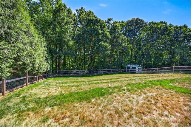 221 Leighmar Street, Clemmons, NC 27012