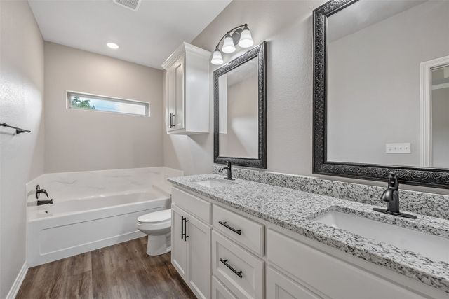 504 Cornerstone, Lindale, TX 75771