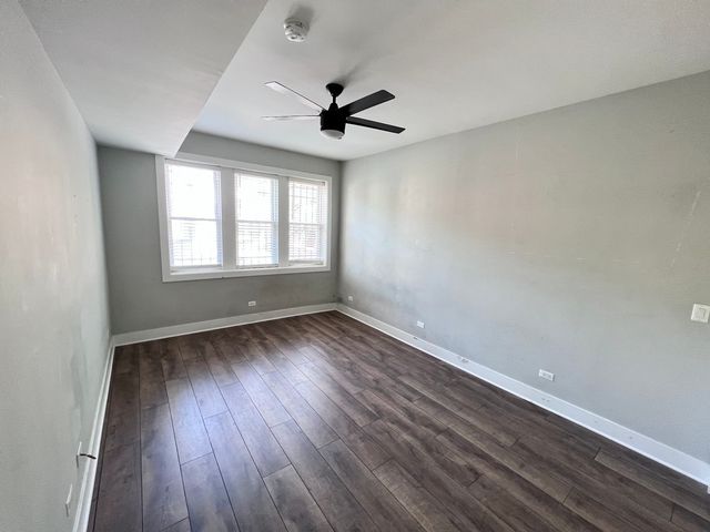 3355 W Huron Street 1, Chicago, IL 60624