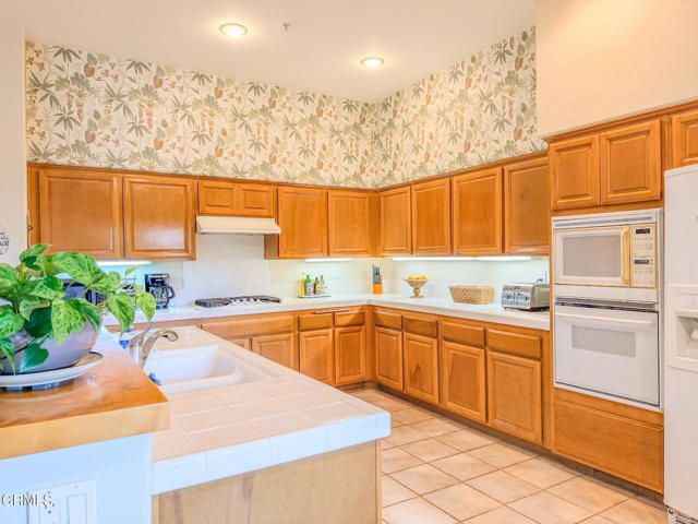 2300 Bayhill Court, Oxnard, CA 93036