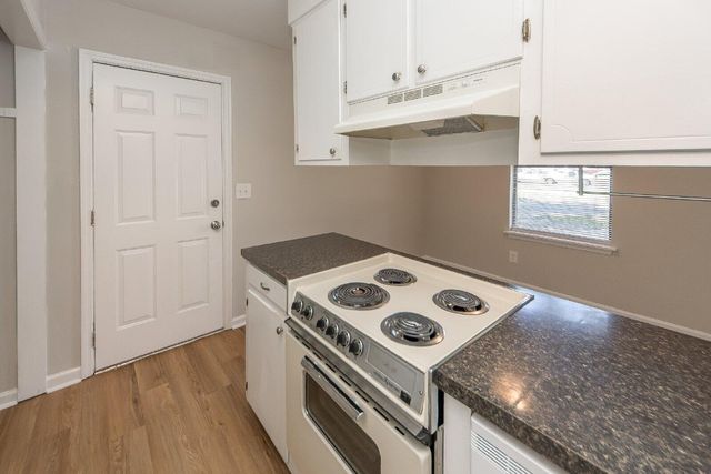 819 Sandpiper Drive A, Ladson, SC 29456