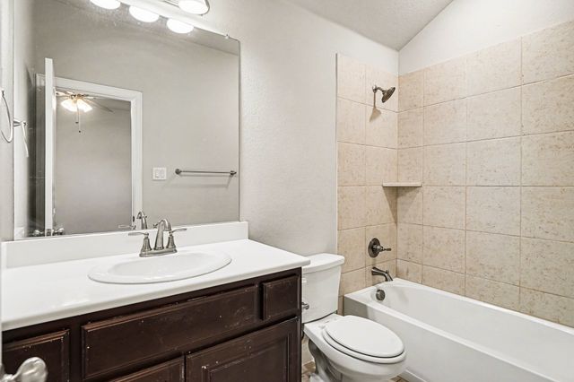 1421 Warringwood Drive, Greenville, TX 75402