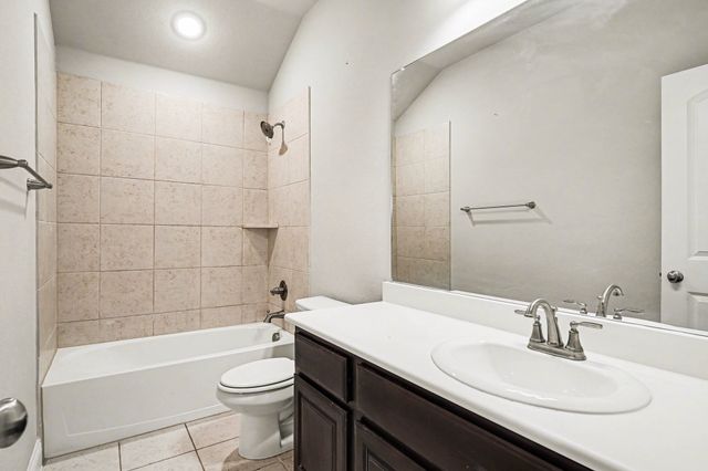 1421 Warringwood Drive, Greenville, TX 75402