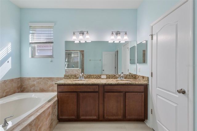 2626 YUKON CLIFF DRIVE, Ruskin, FL 33570