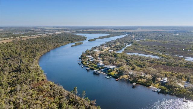 2626 YUKON CLIFF DRIVE, Ruskin, FL 33570