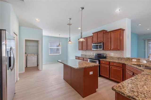 2626 YUKON CLIFF DRIVE, Ruskin, FL 33570