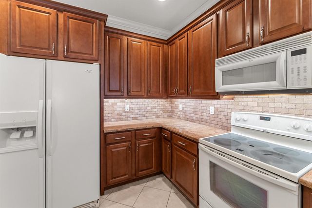 7328 Sea Pines Court, Port St. Lucie, FL 34986